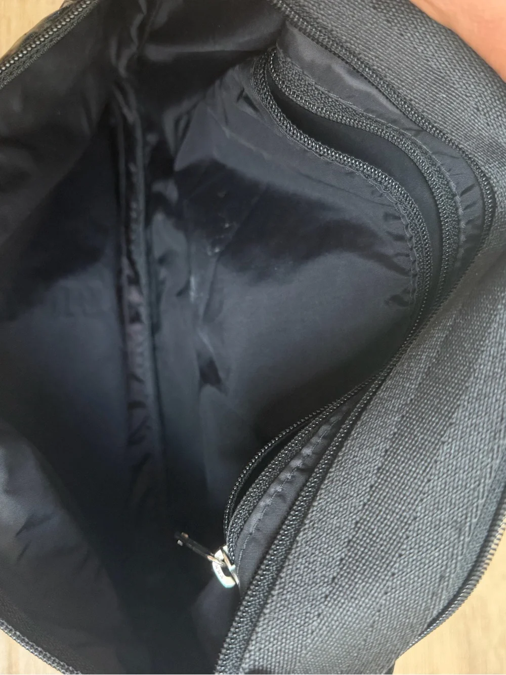 Lesportsac Black Gloss Nylon Messenger Bag with Adjustable Strap